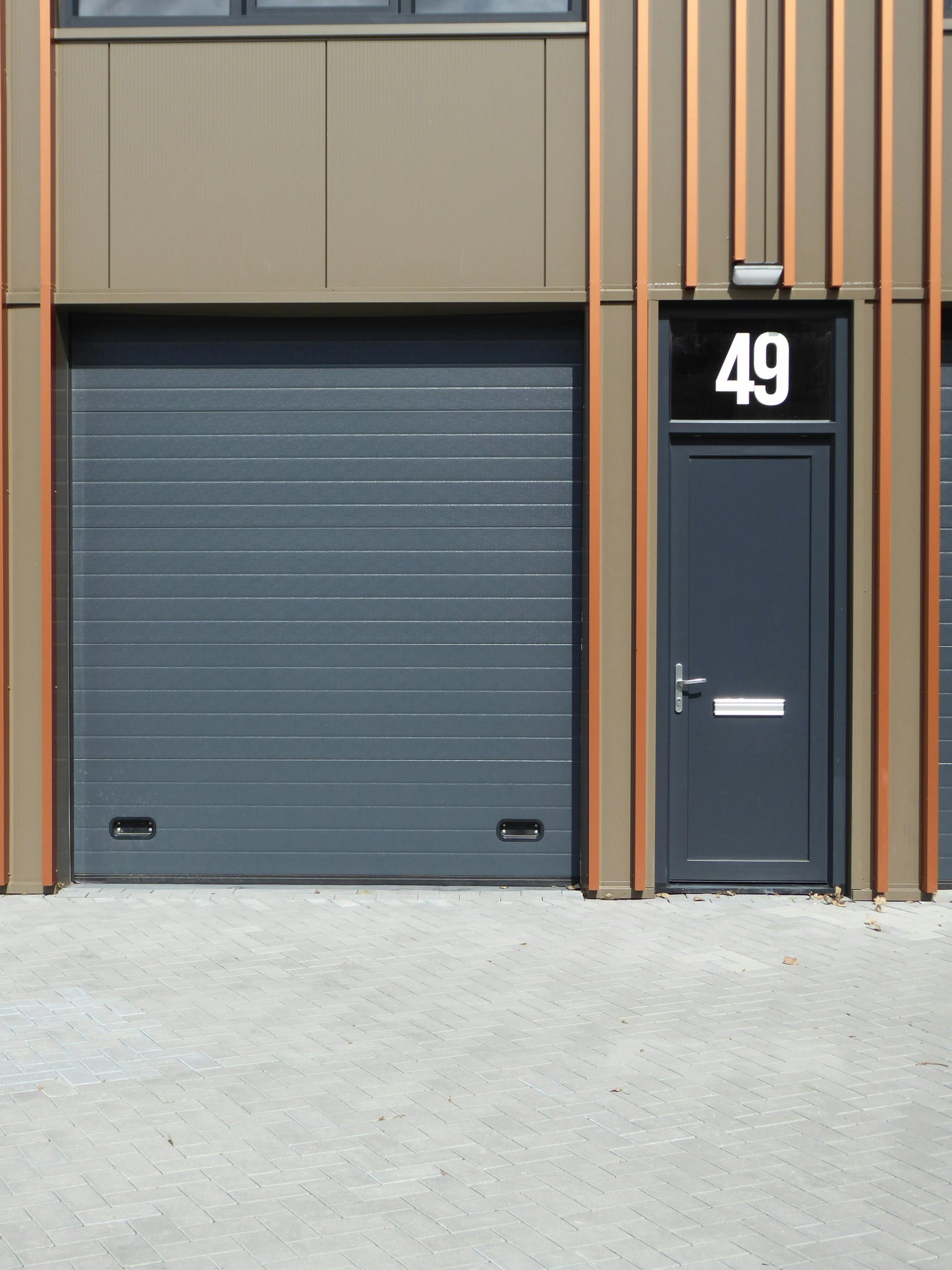 pexels-timothy-huliselan-205951426-28384143